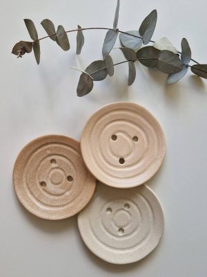 Trio de porte-savon en grès émaillé de l'Atelier les spontanées